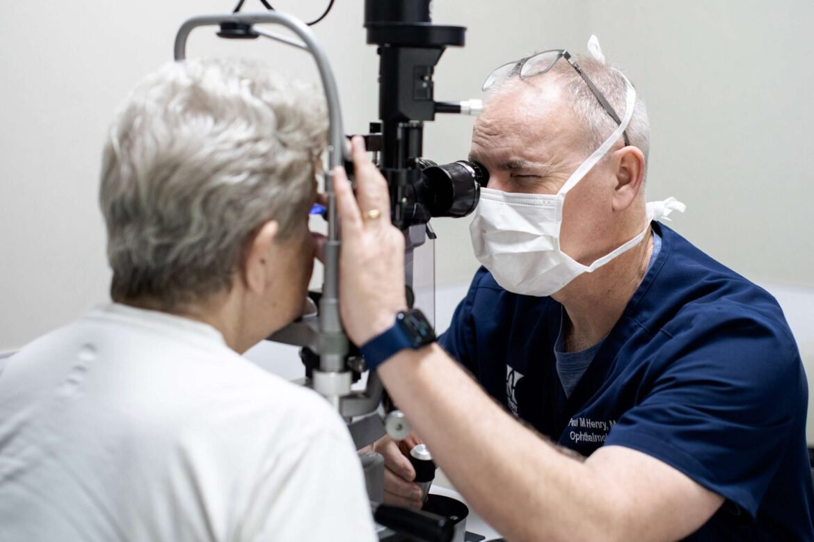 What Causes a Retinal Tear and How It's Treated